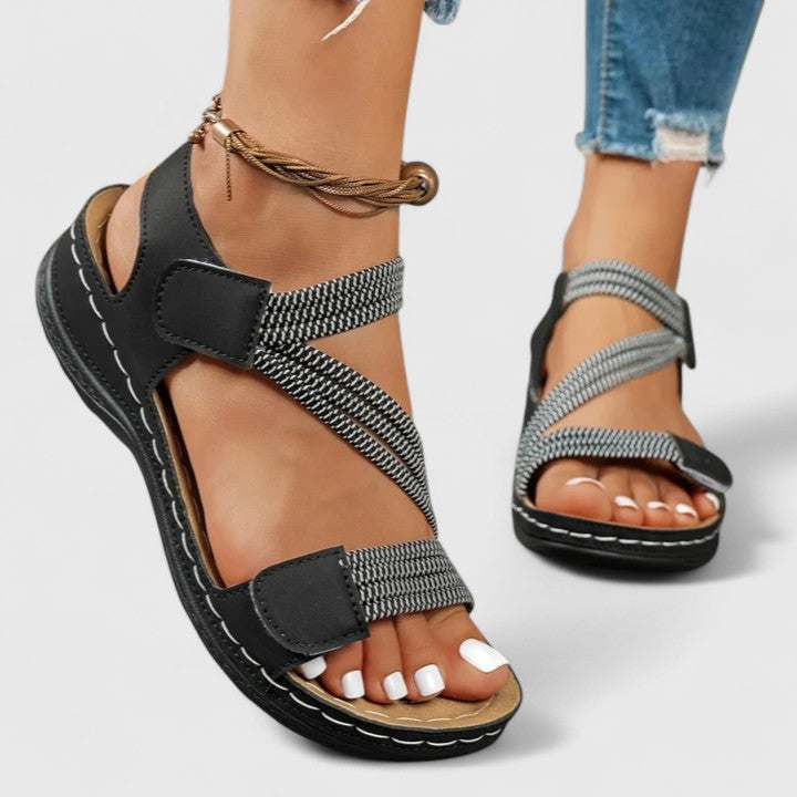 Lynn | Multi-Strap Sandals