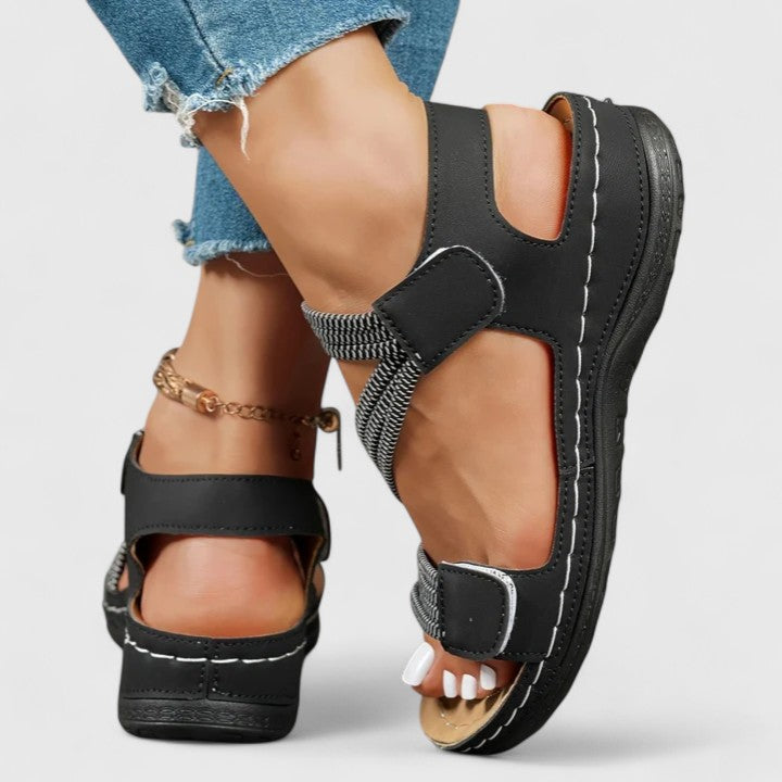 Lynn | Multi-Strap Sandals