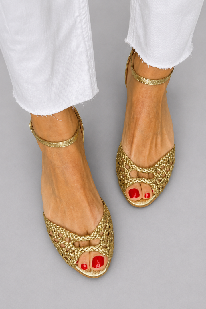 Isadora Woven Gold Sandals Comfort