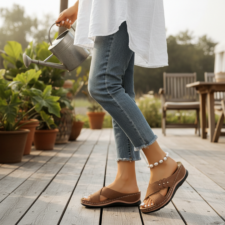 Mireya | Cross Strap Mule Sandals